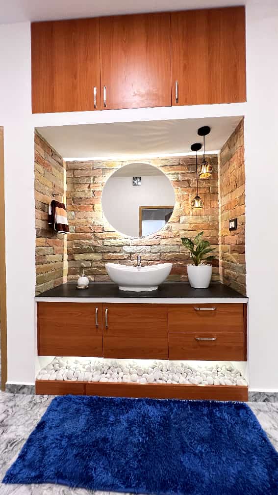 REAL TECH construction & interiors